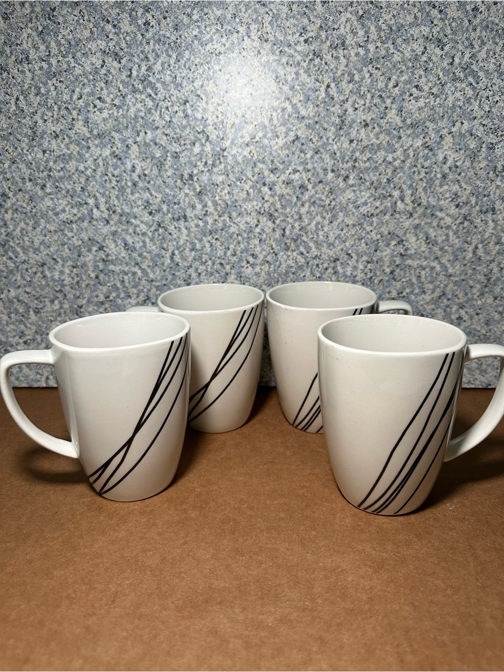 Corelle Coordinates Simple Lines Porcelain Mugs Set of 4 Excellent Condition